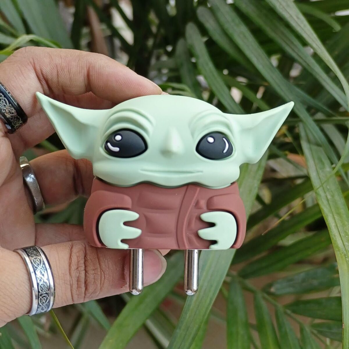 Device Love Charger & Cable Cover Yoda - Image 4